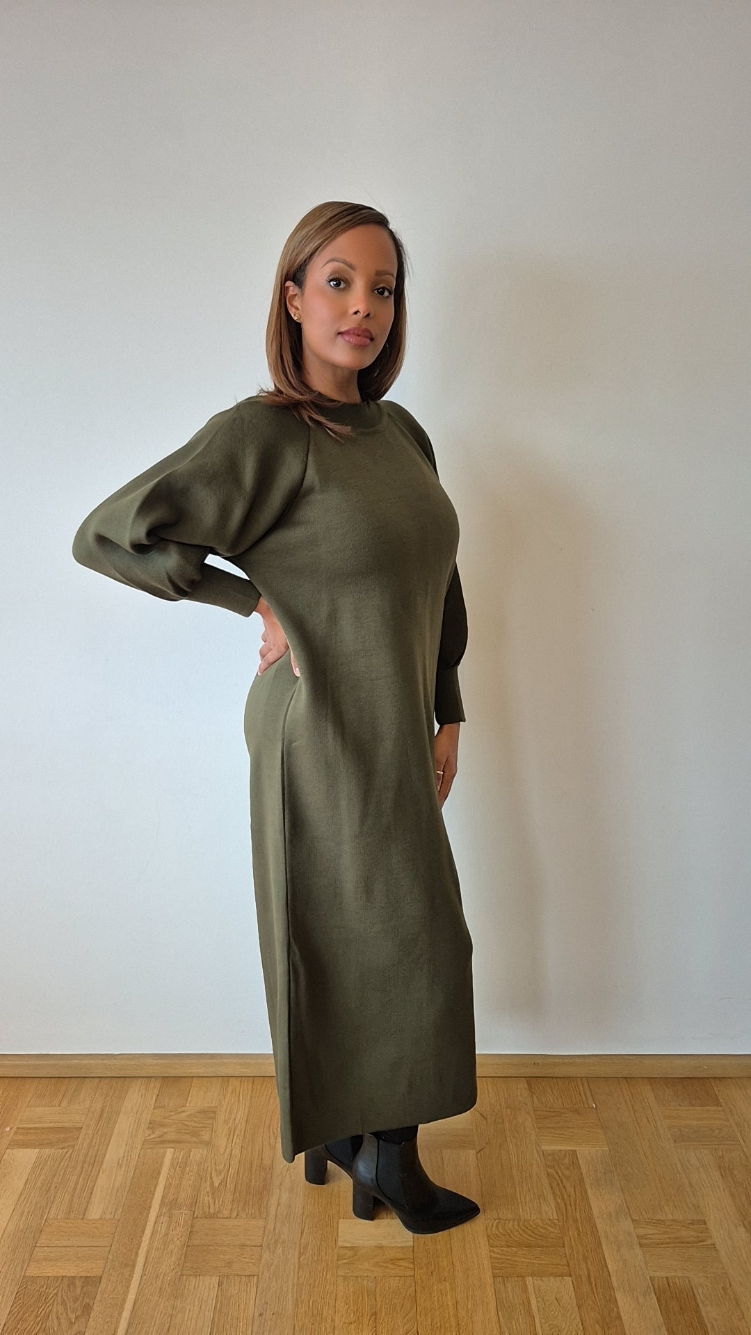 Olive green sweater dress (one size)