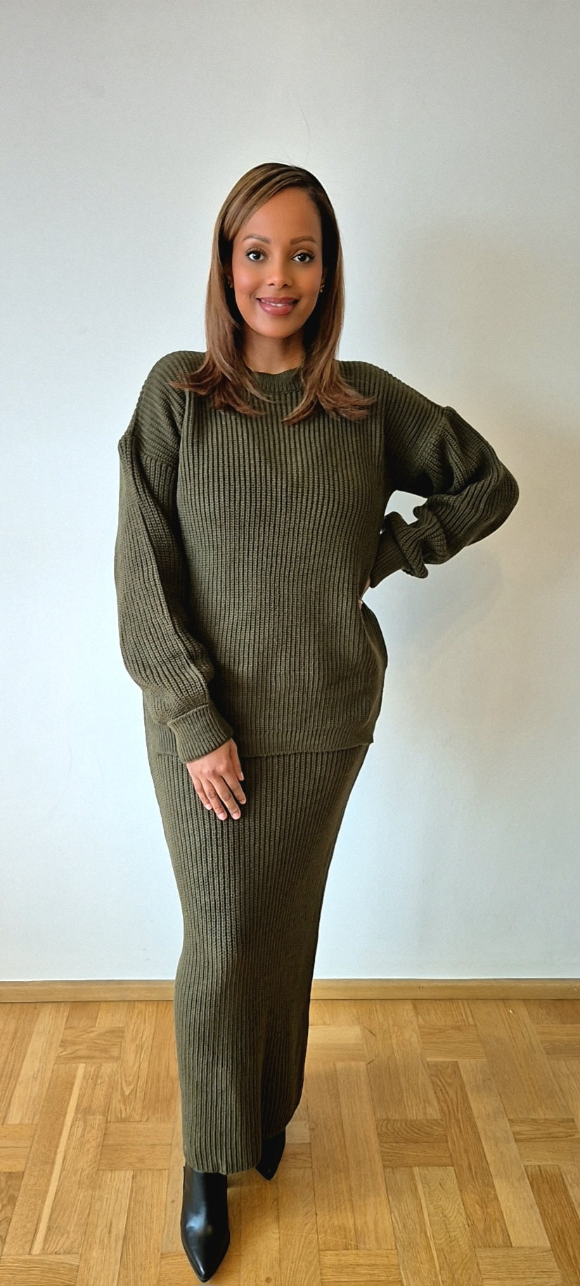 Olive green sweater & skirt (one size)